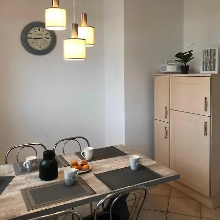 Doberaner Strasse 15 01 Appartement *