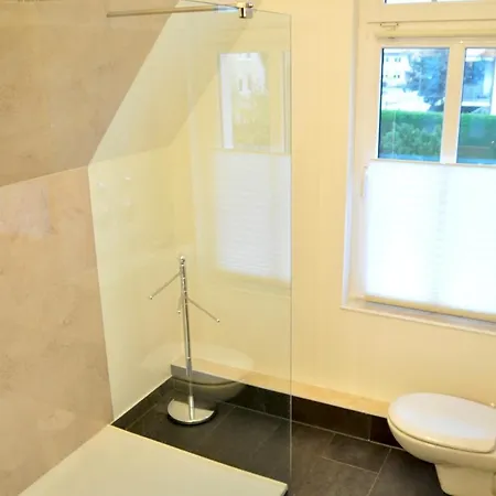 Doberaner Strasse 15 01 Appartement *